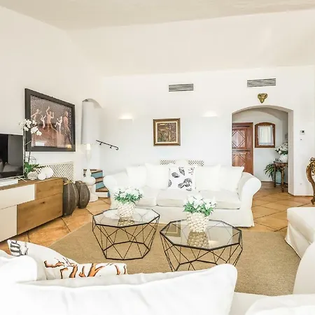 Cardebello * Porto Cervo